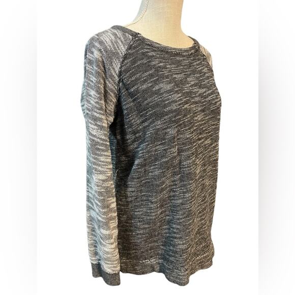 Champion Creneck Raglan Sweatshirt Gray Size Medium - Picture 2 of 10